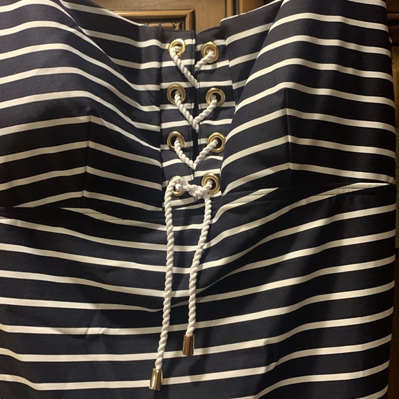 NWT Sea Level Stripe Lace-Up Longline One-Piece Swimsuit
Size 12 - Picture 5 of 5